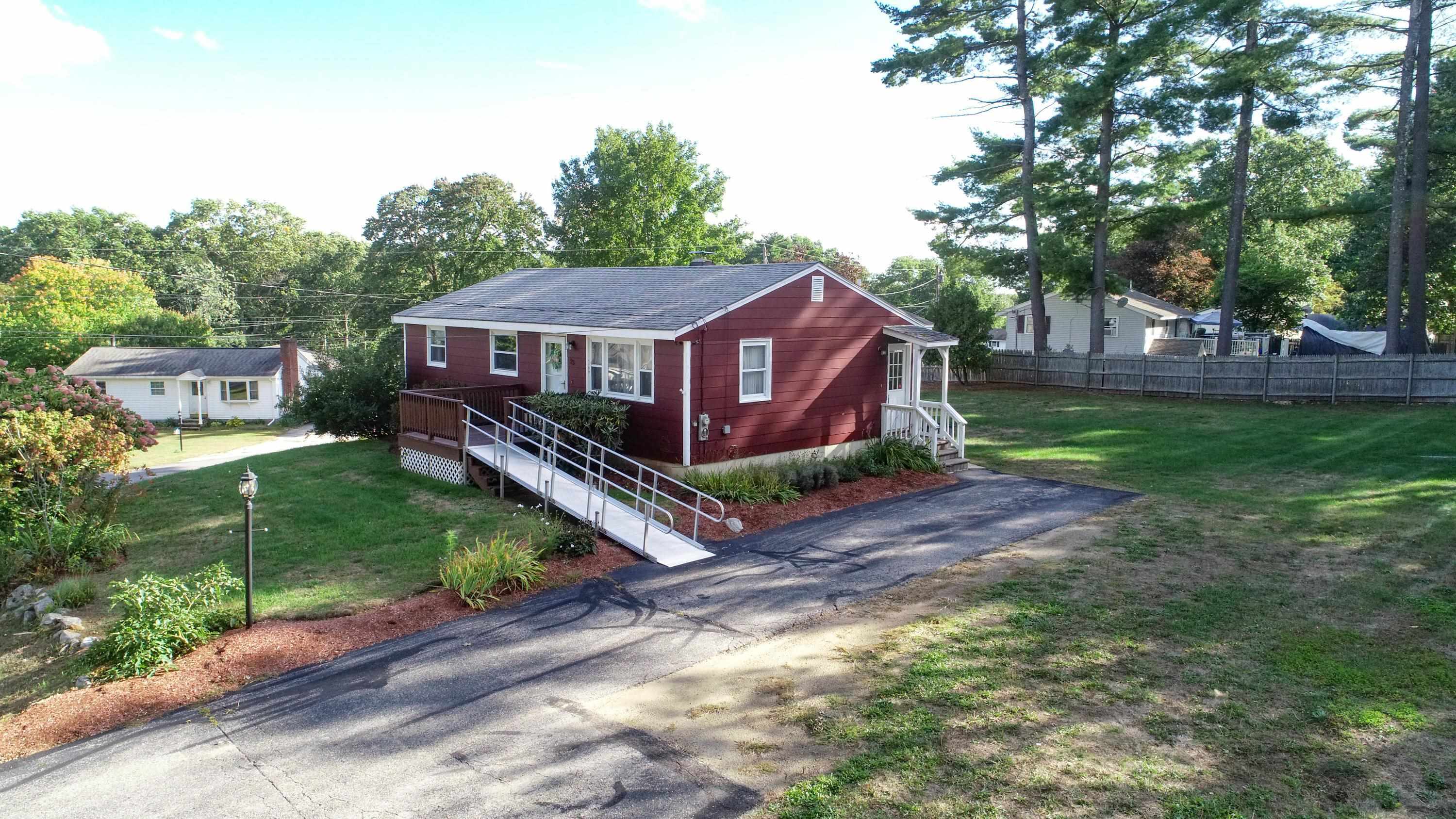 Property Photo:  23 Hilton Drive  NH 03054 