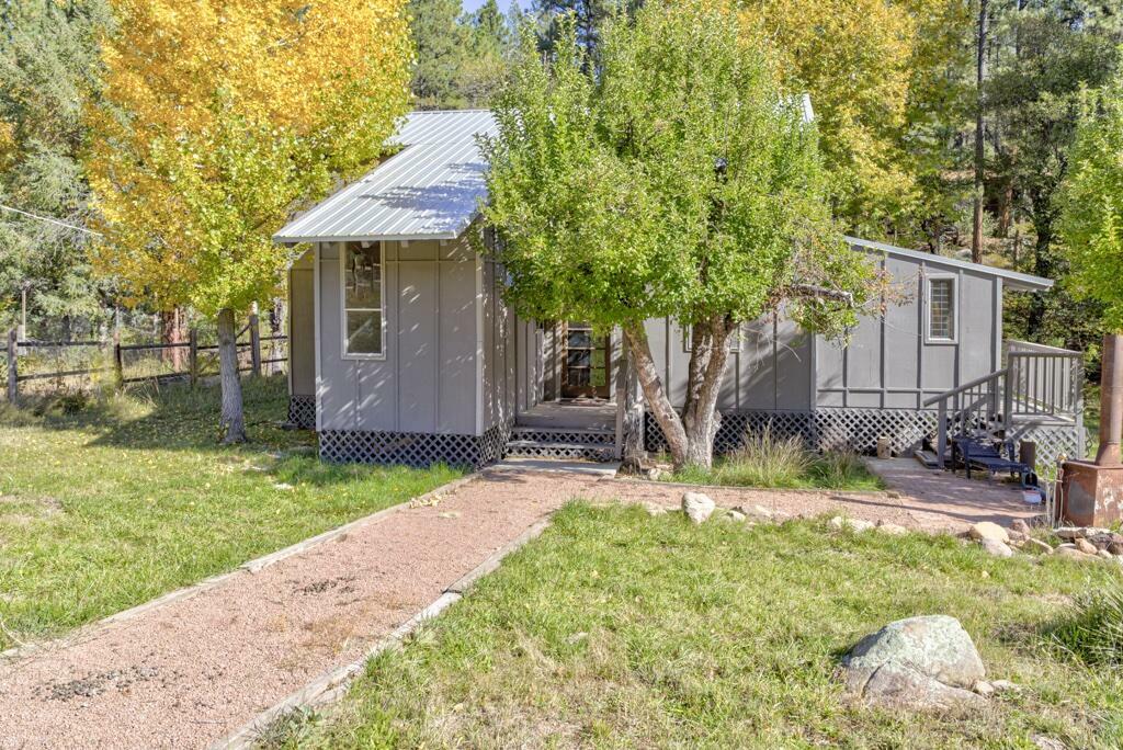 Property Photo:  163 N Roper Lane  AZ 85541 