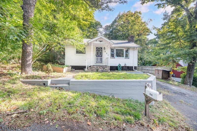 Property Photo: 210 Canadawa Rd NJ 07422