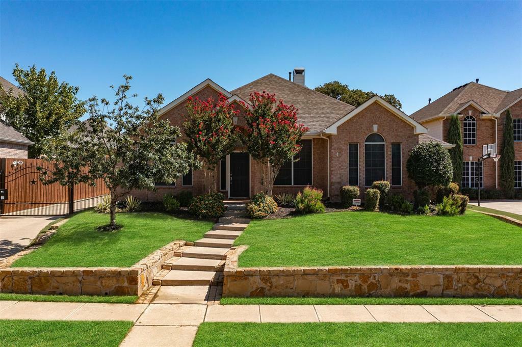 Property Photo:  403 River Trail  TX 76248 