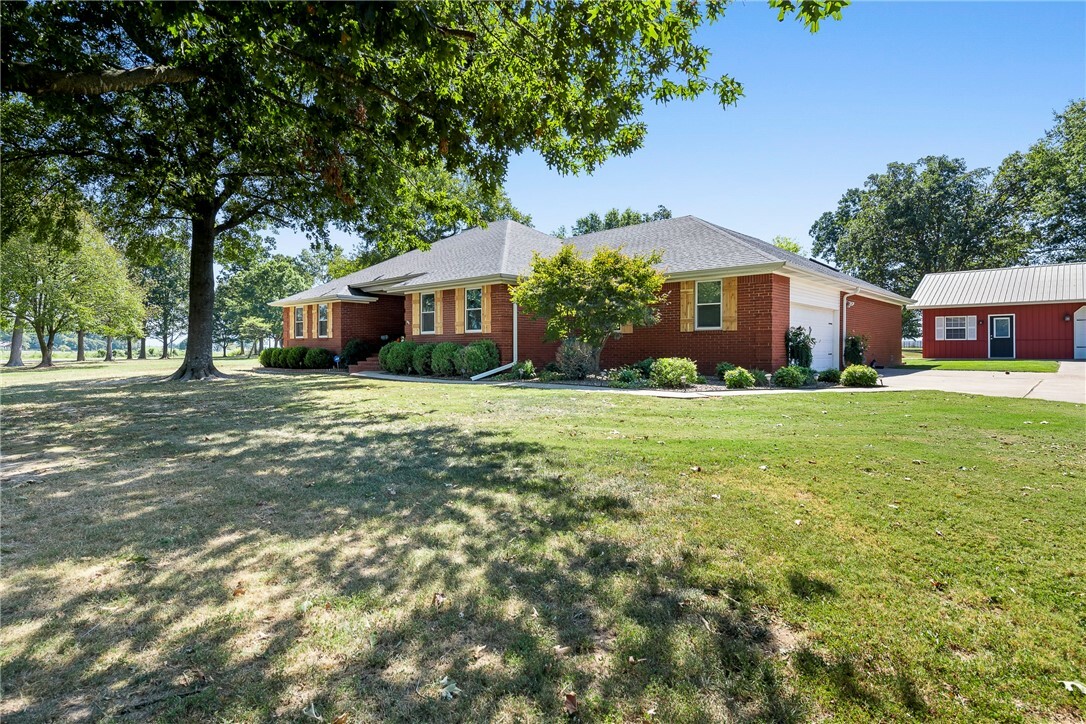 Property Photo:  11155 Viney Grove Road  AR 72753 