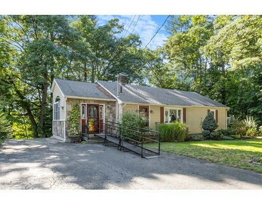 Property Photo:  17 Stratton Rd  MA 01749 