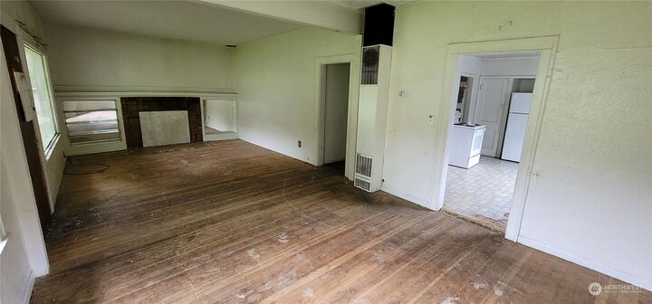 Property Photo: 2320 Sumner Avenue WA 98550