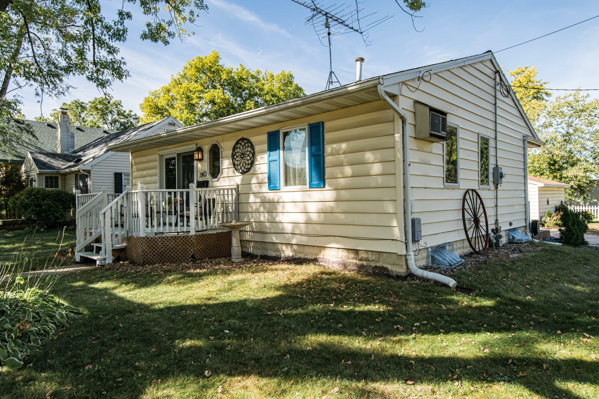 Property Photo: 1907 1st Street SW MN 55902