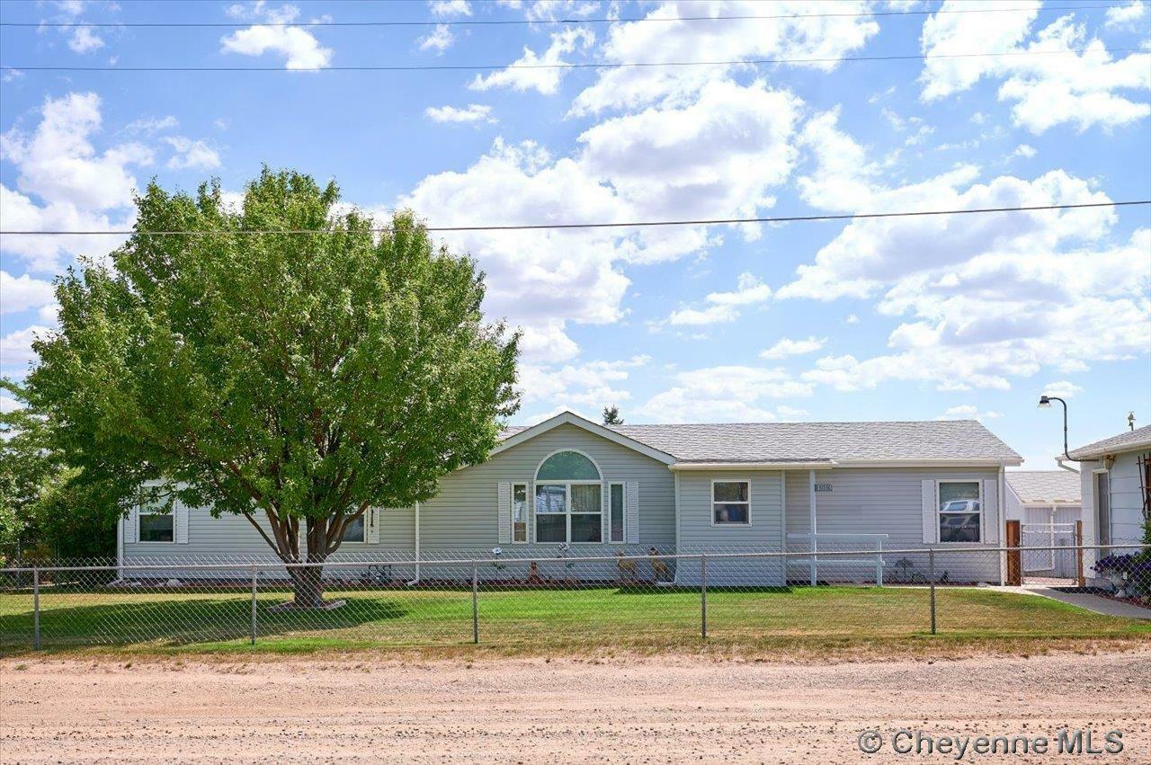 Property Photo:  1513 Plum St  WY 82007 