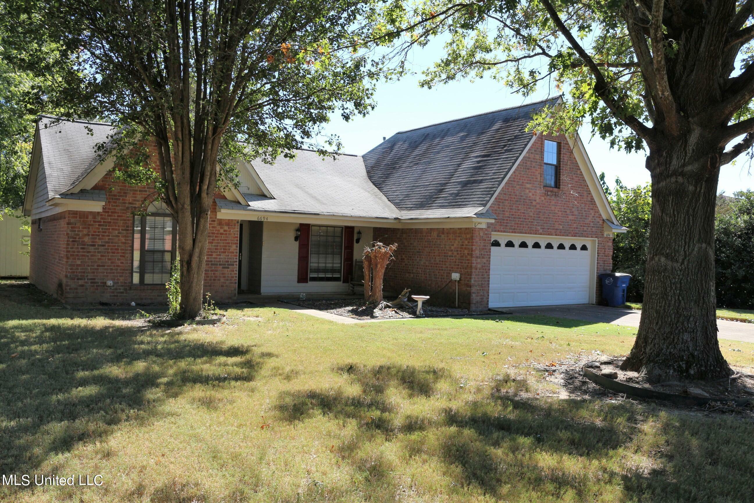 Property Photo:  6694 Oak Forest Drive  MS 38654 