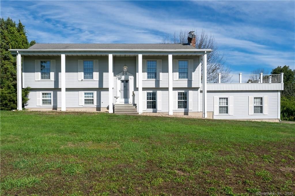 Property Photo:  1460 Litchfield Turnpike  CT 06057 