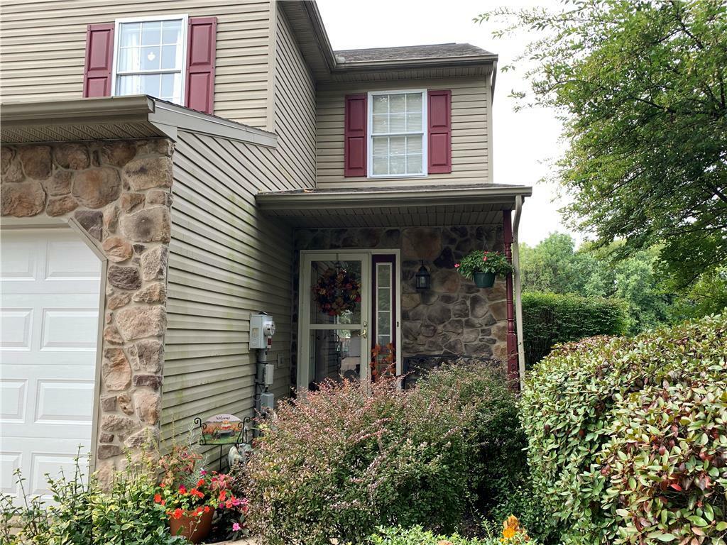 Property Photo:  1682 Pinewind Drive  PA 18011 