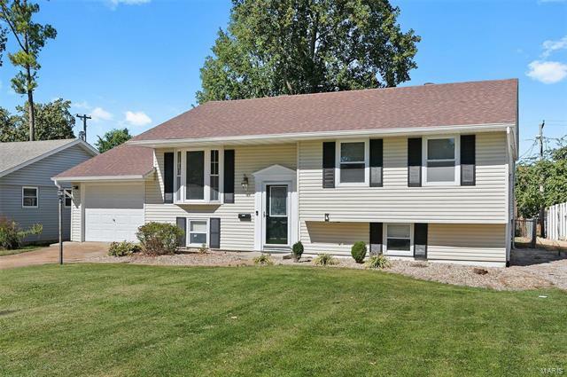 Property Photo: 915 West Corrington Street IL 62258