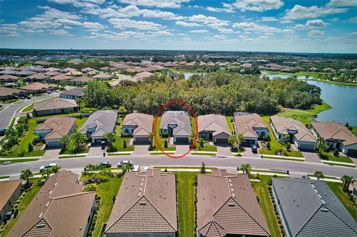 Property Photo:  5315 Morey Farms Loop  FL 34221