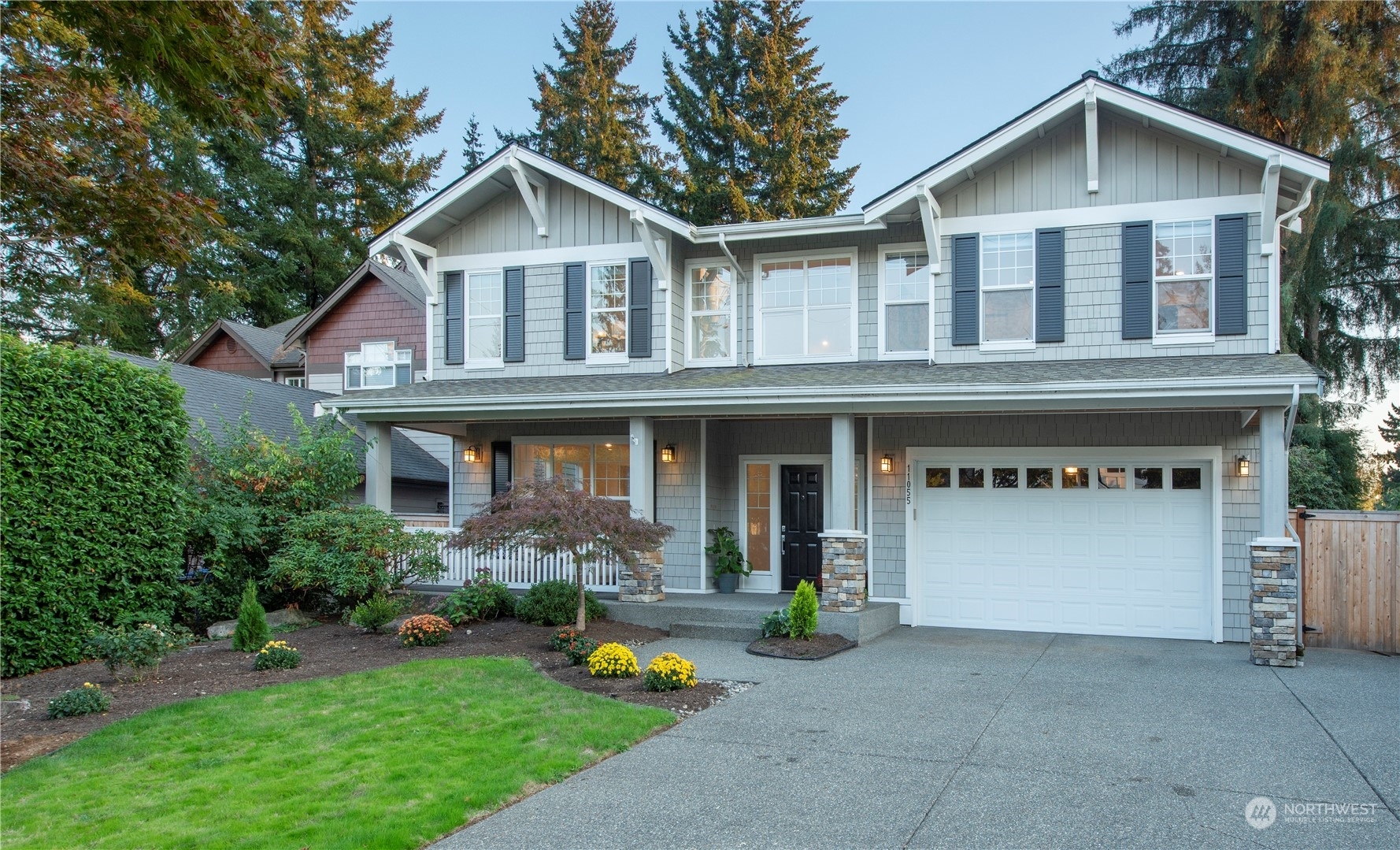 Property Photo:  11055 SE 30th Street  WA 98004 