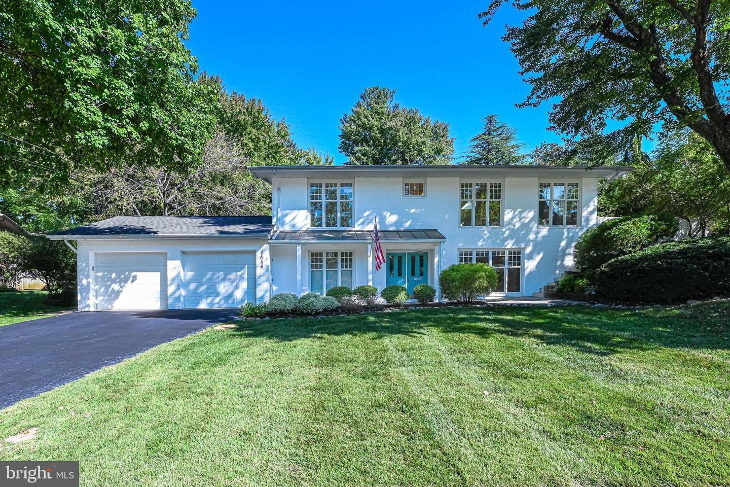 1644 Wrightson Drive  McLean VA 22101 photo