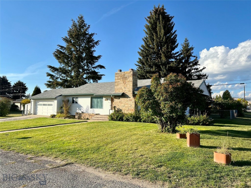 Property Photo:  2837 Goodwin Street  MT 59701 