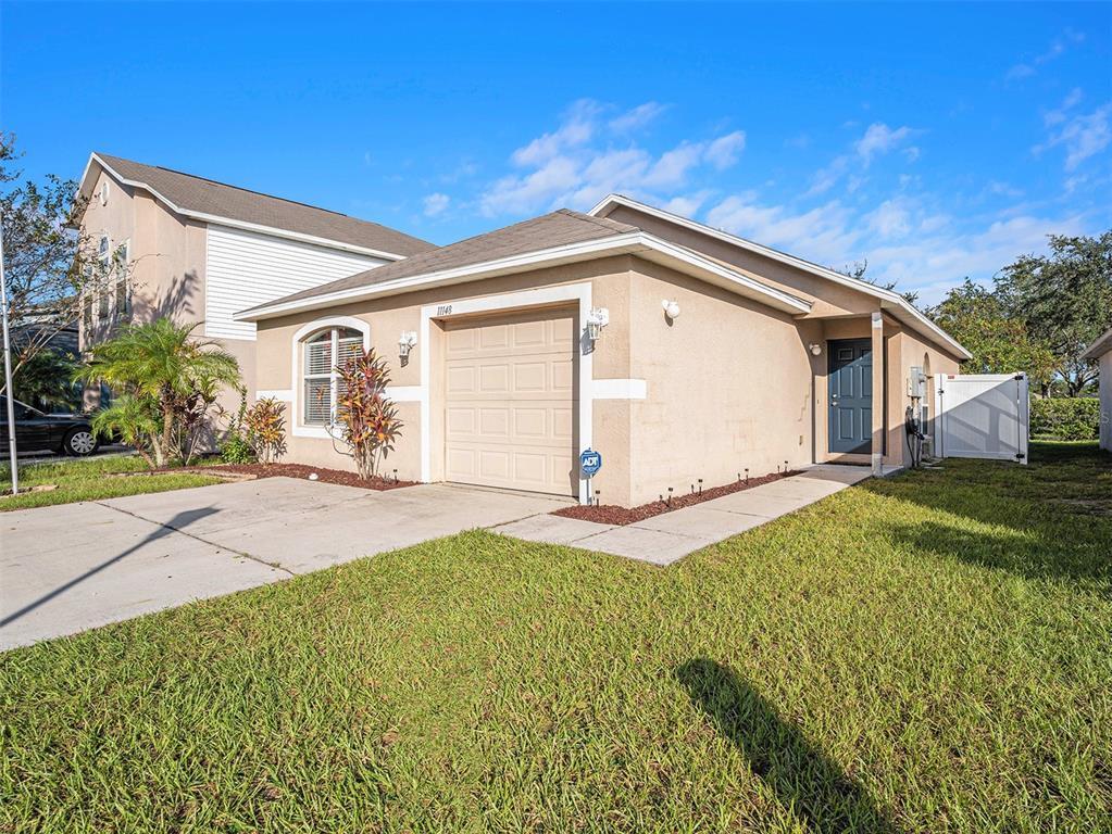 Property Photo: 11148 Summer Star Drive FL 33579
