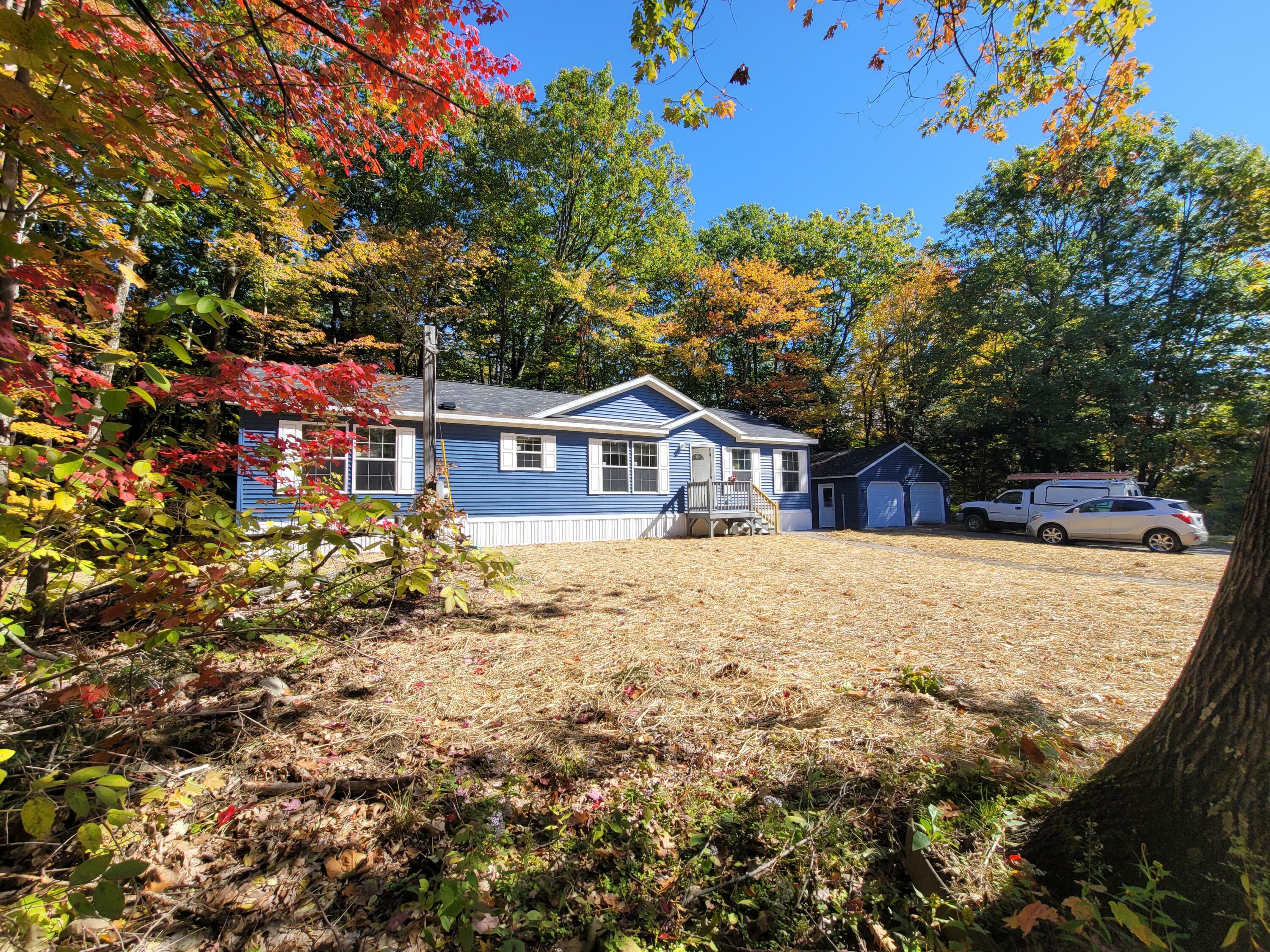 Property Photo:  18 Hillside Avenue  ME 04258 