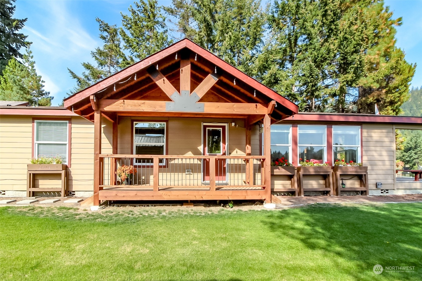 Property Photo:  351 Beaver Lane  WA 98922 