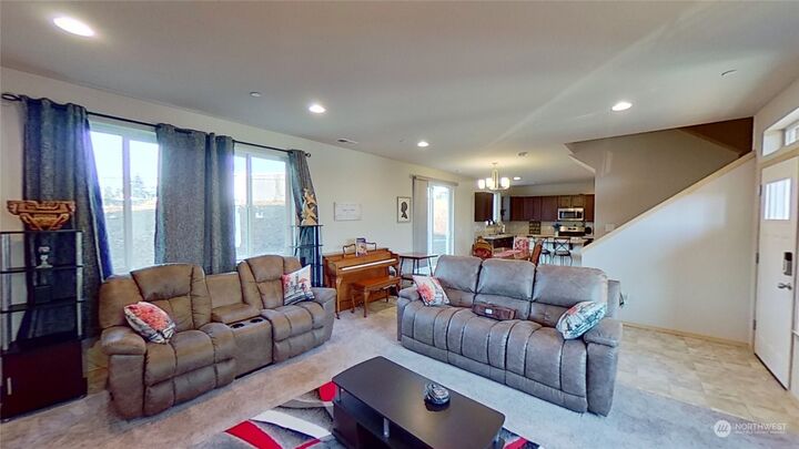 Property Photo:  2530  Jacaranda Avenue  WA 98310 