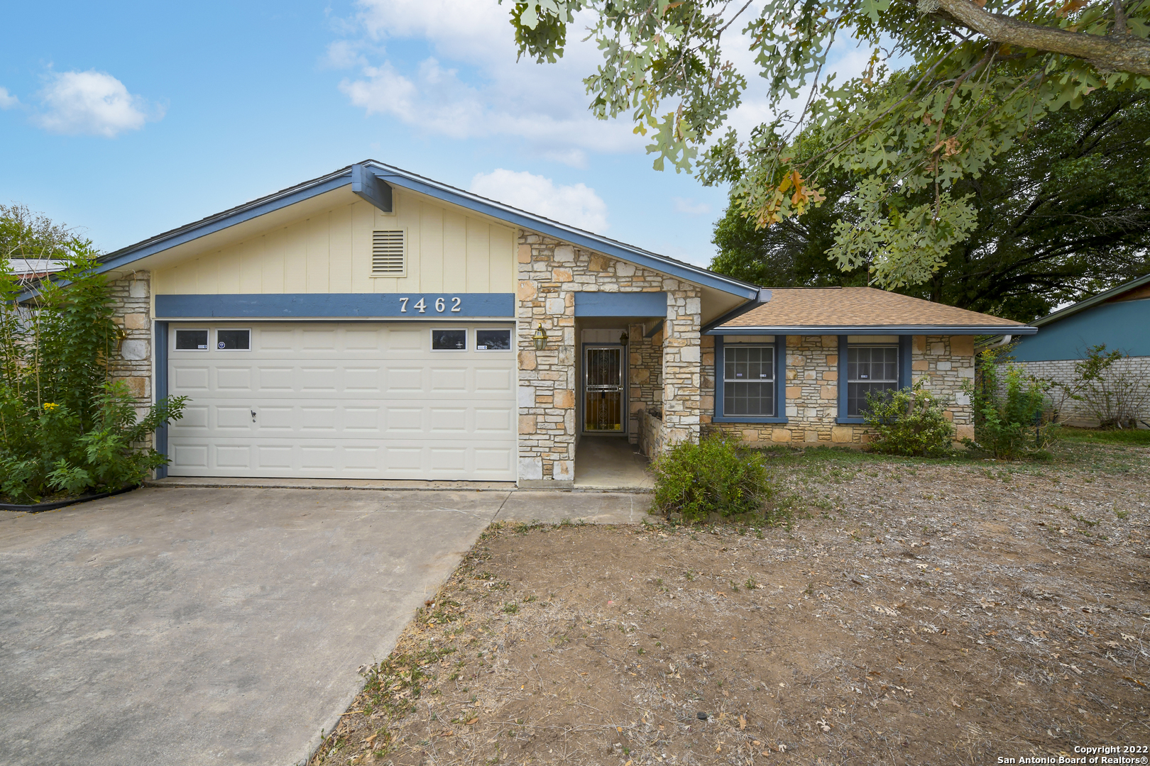 Property Photo: 7462 Slippery Elm St TX 78240