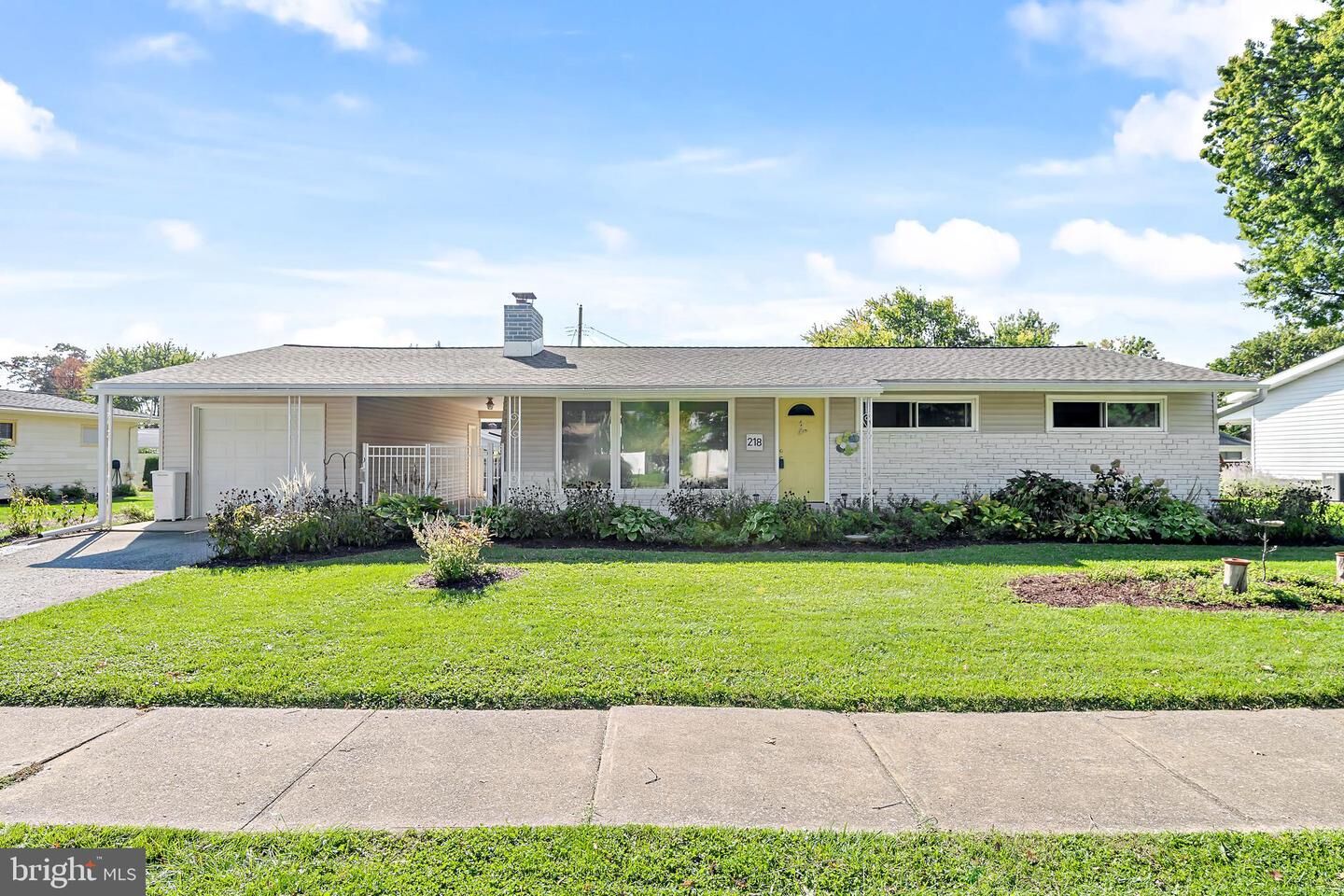 Property Photo:  218 Wood Street  PA 17011 