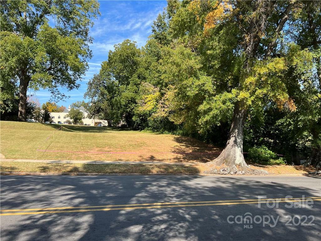 Property Photo: 304 W Front Street NC 28677