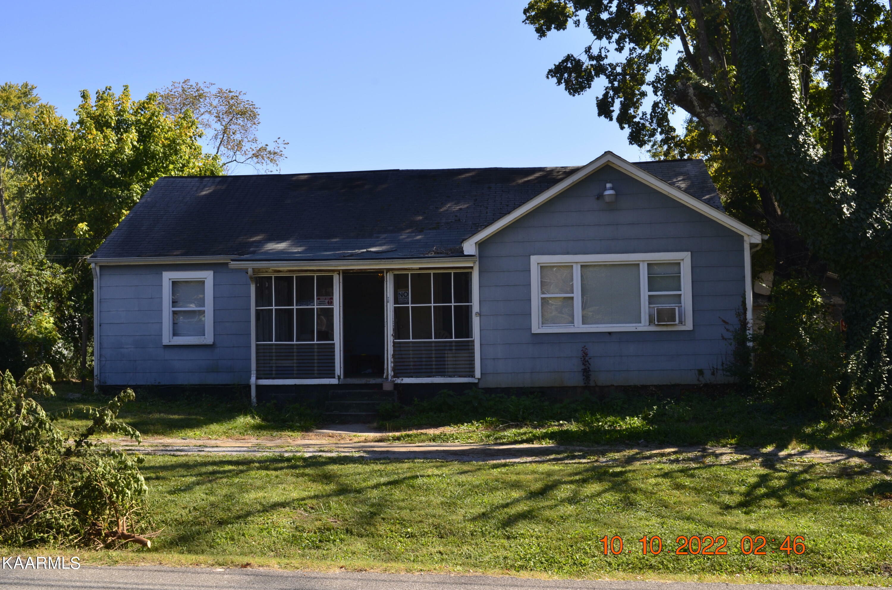 Property Photo:  826 N Chamberlain Ave  TN 37854 