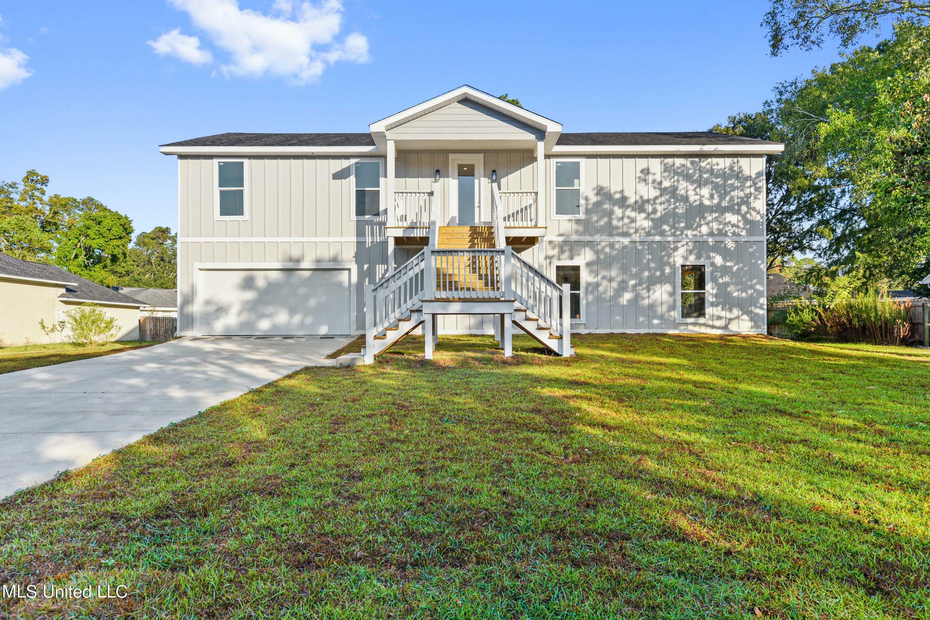 29 Bayou View Drive Drive  Gulfport MS 39507 photo