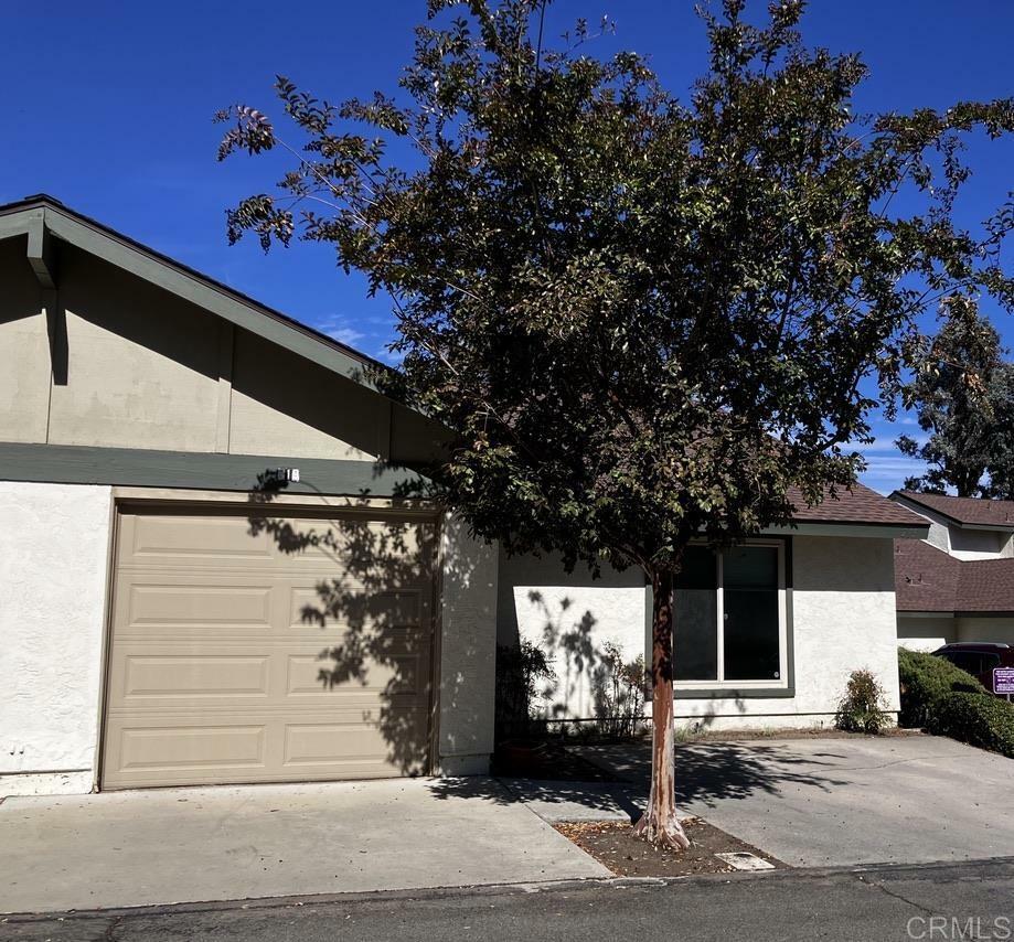 Property Photo:  219 Crestview  CA 92026 