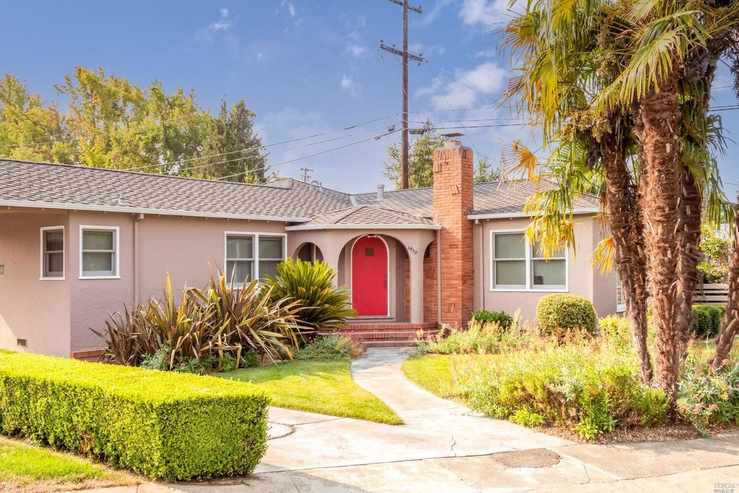 Property Photo:  1910 Geary Drive  CA 95404 