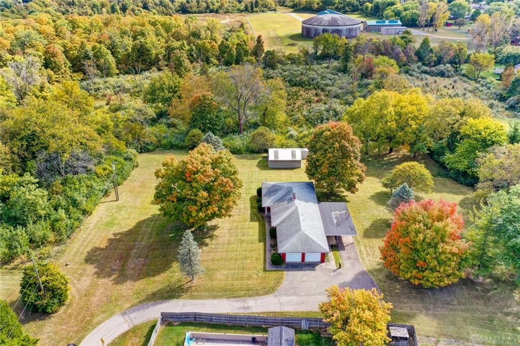 Property Photo: 6774 S Dixie Highway OH 45005