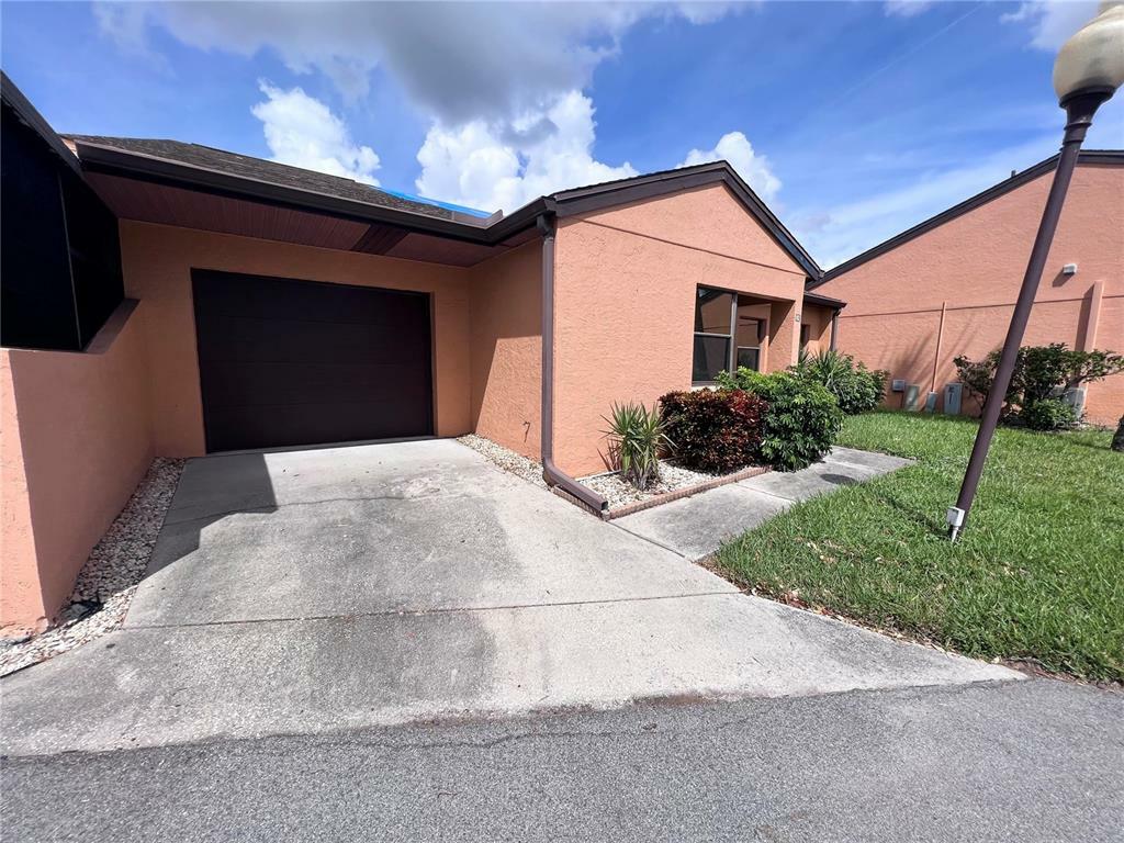 Property Photo:  2000 Forrest Nelson Boulevard G2  FL 33952 