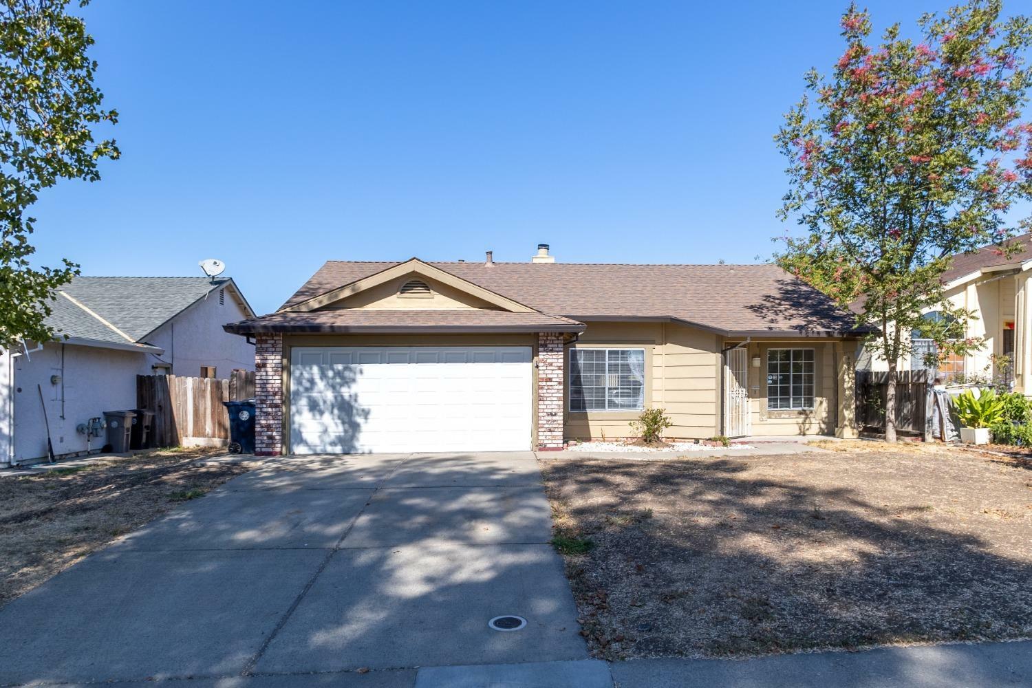 Property Photo:  4071 Evalita Way  CA 95823 