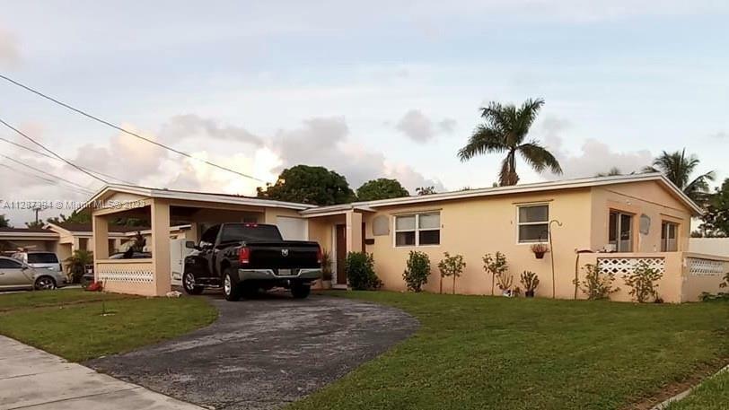 Property Photo:  1140 NW 47th Ave  FL 33313 