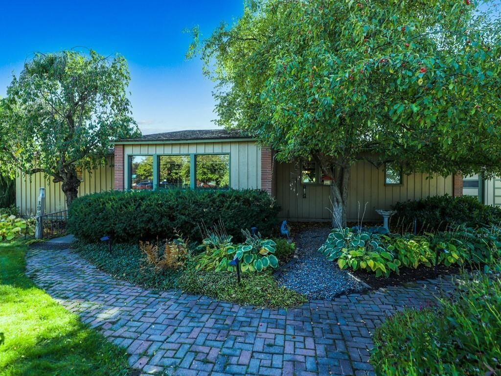 Property Photo:  13418 E 15th Ave  WA 99216 