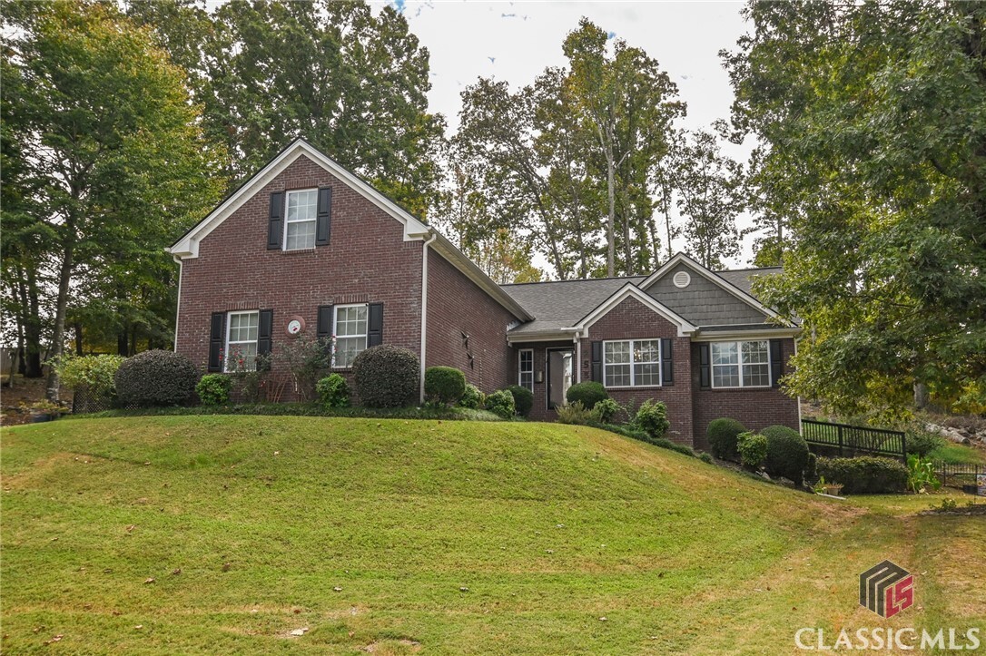 Property Photo:  253 Claystone Woods Drive  GA 30606 