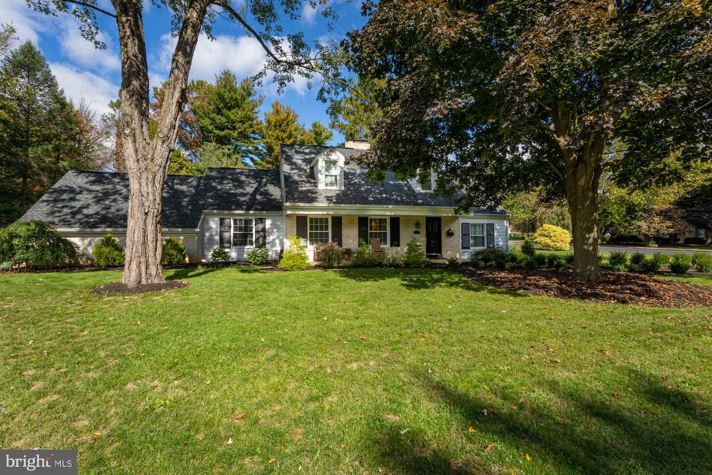 Property Photo:  1001 Hillside Drive  PA 17013 