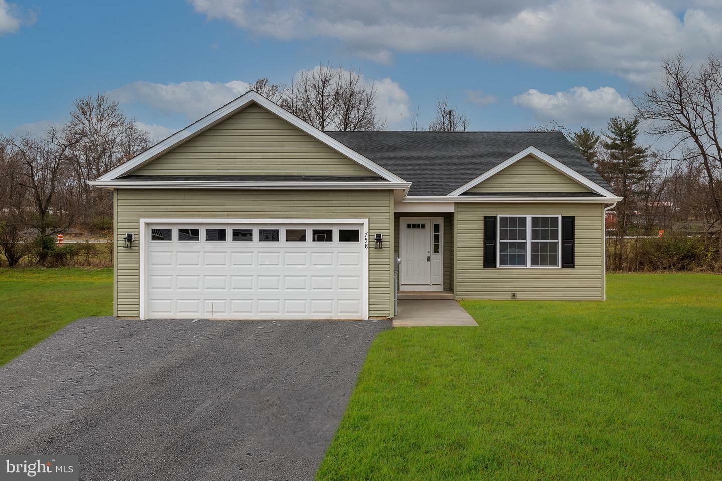 Property Photo:  758 Wendover Drive  WV 25413 