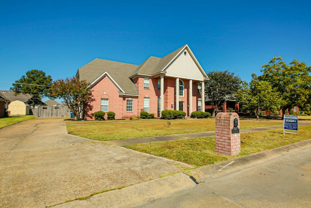 Property Photo:  1505 Brentwood Drive  AR 72301 