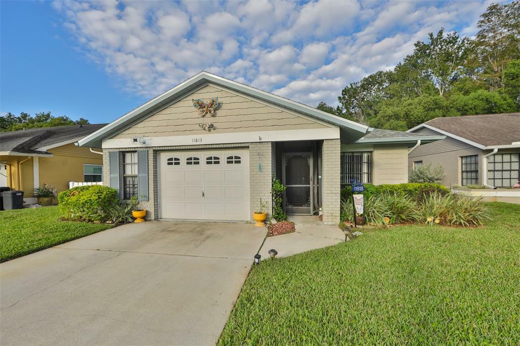 Property Photo:  11813 Loblolly Pine Drive  FL 34654 