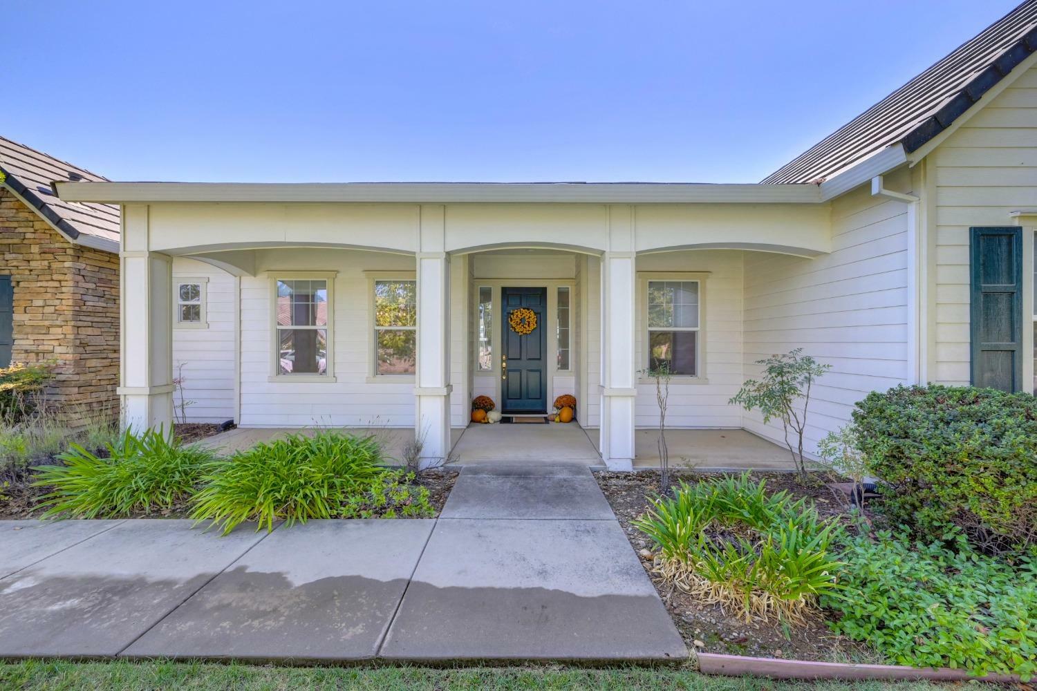Property Photo: 8101 Stallion Way CA 95830