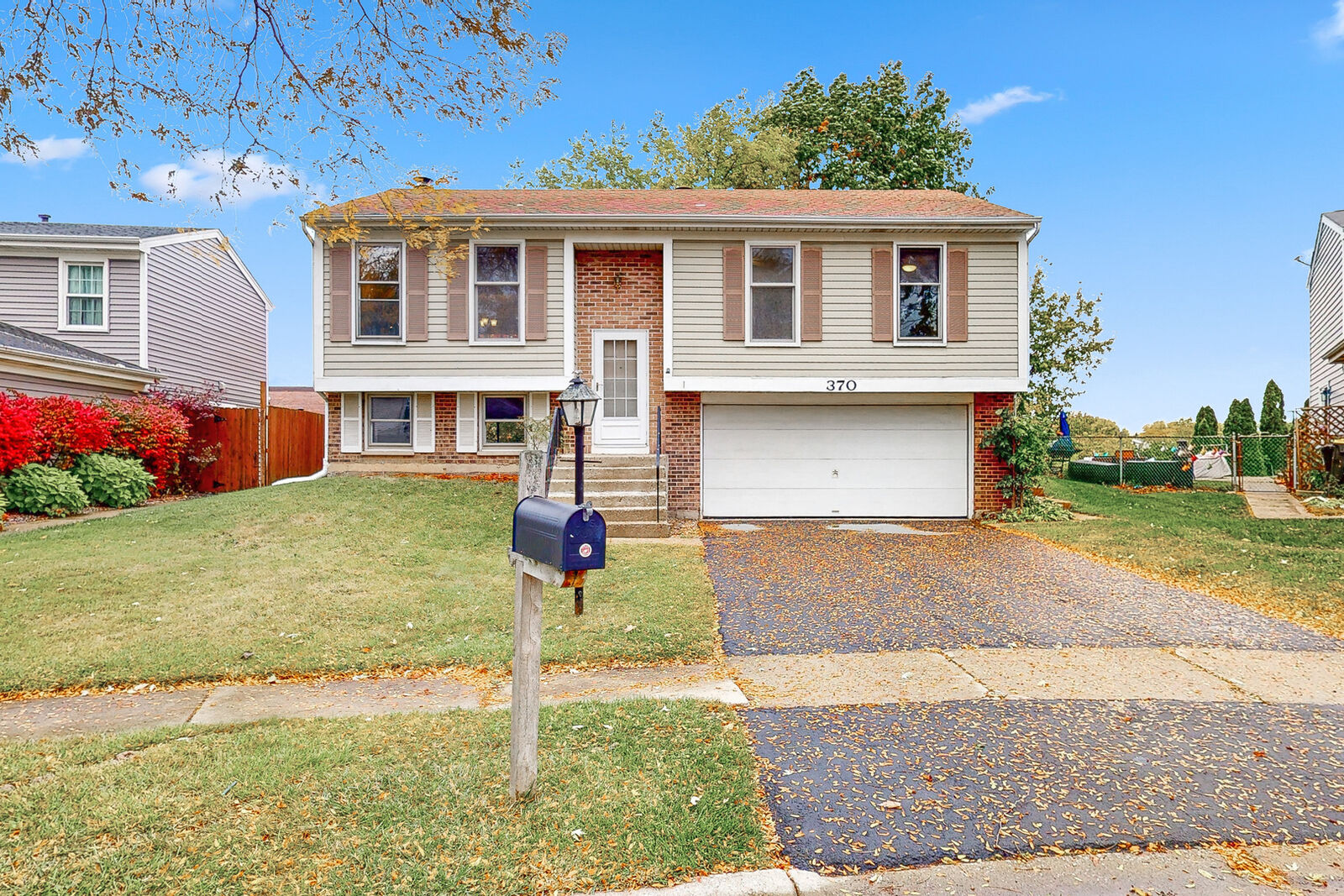 Property Photo: 370 Norman Lane IL 60172