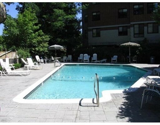 Property Photo: 200 Ledgewood Dr 304 MA 02180