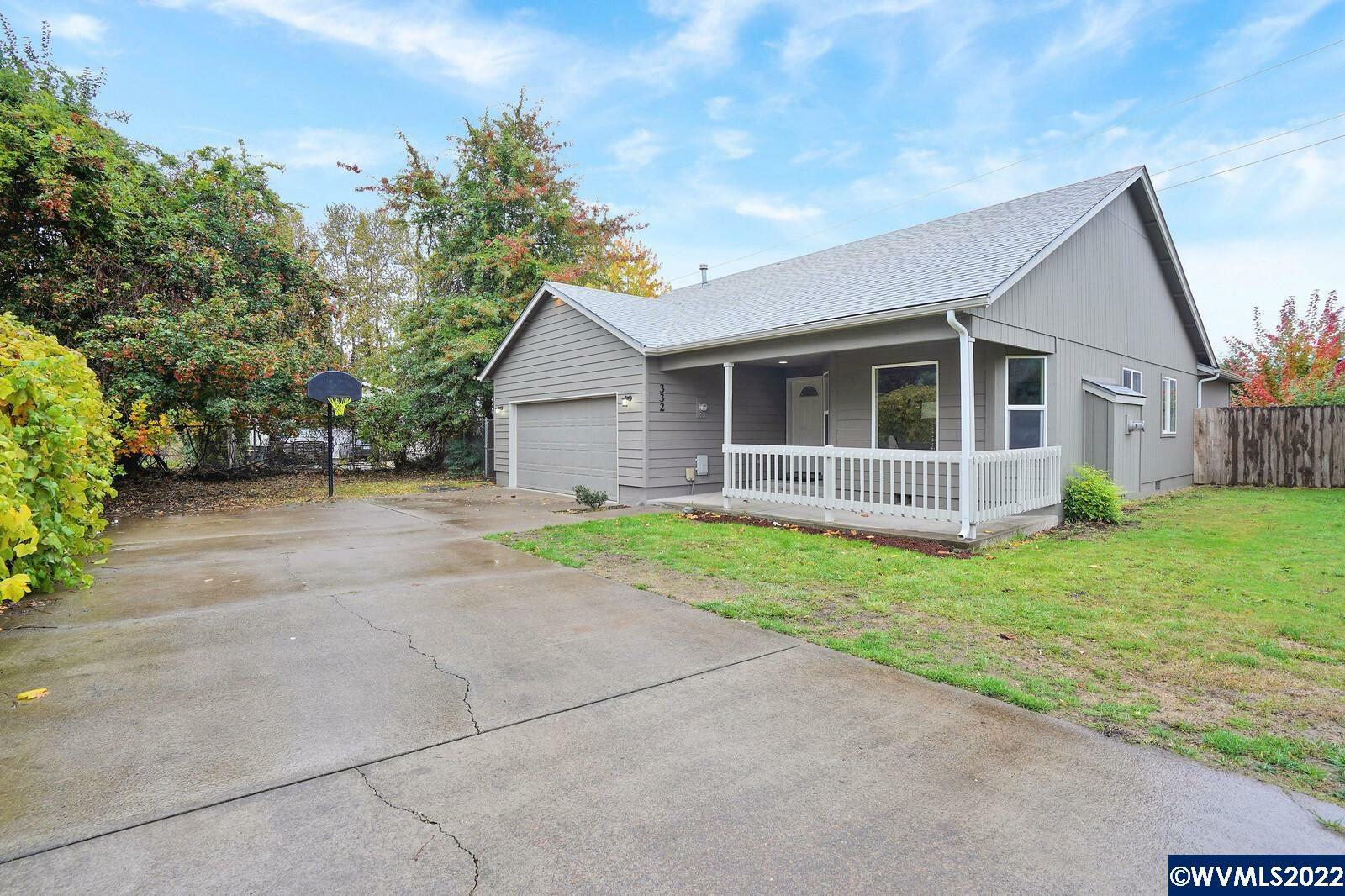 Property Photo:  332  Pansy Wy NE  OR 97301 