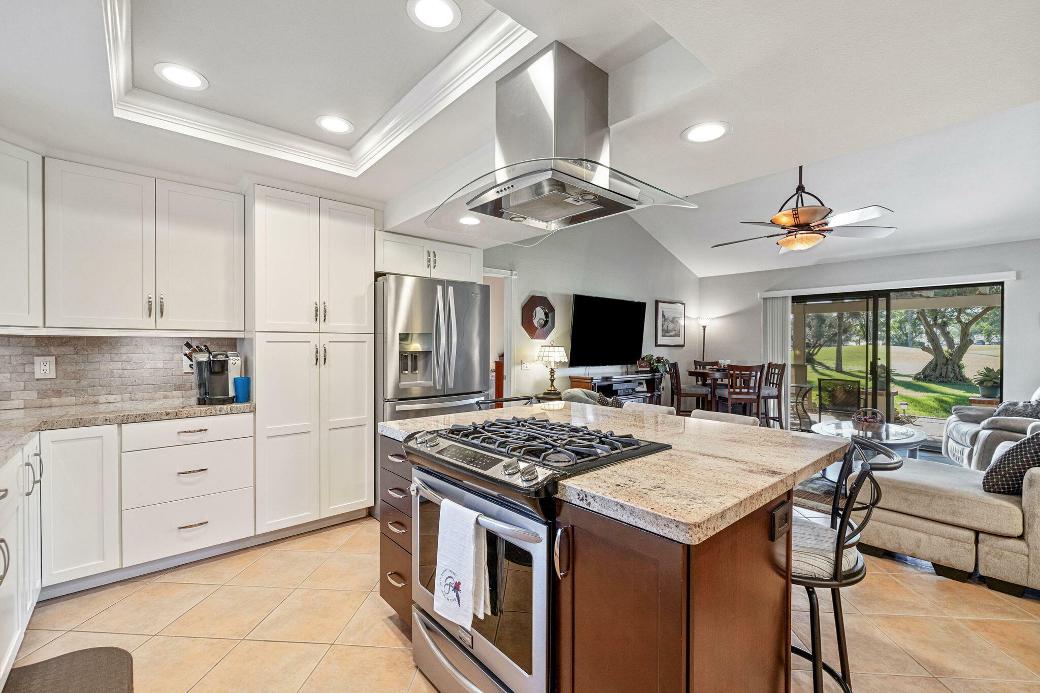 Property Photo:  40774 Sea Island Lane  CA 92211 