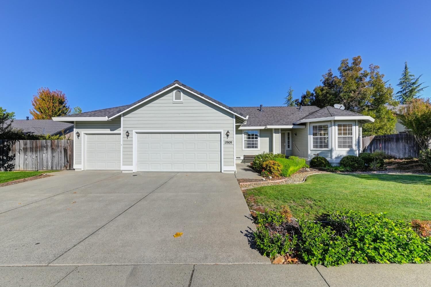 Property Photo: 11909 Brooke Crest Drive CA 95602