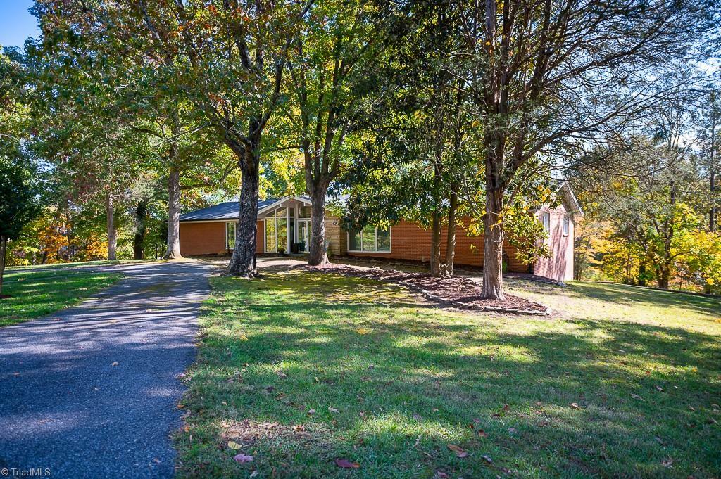 Property Photo:  1808 Windsor Drive  NC 27262 