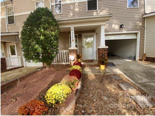Property Photo: 334 Bridal Veil Drive NC 28217