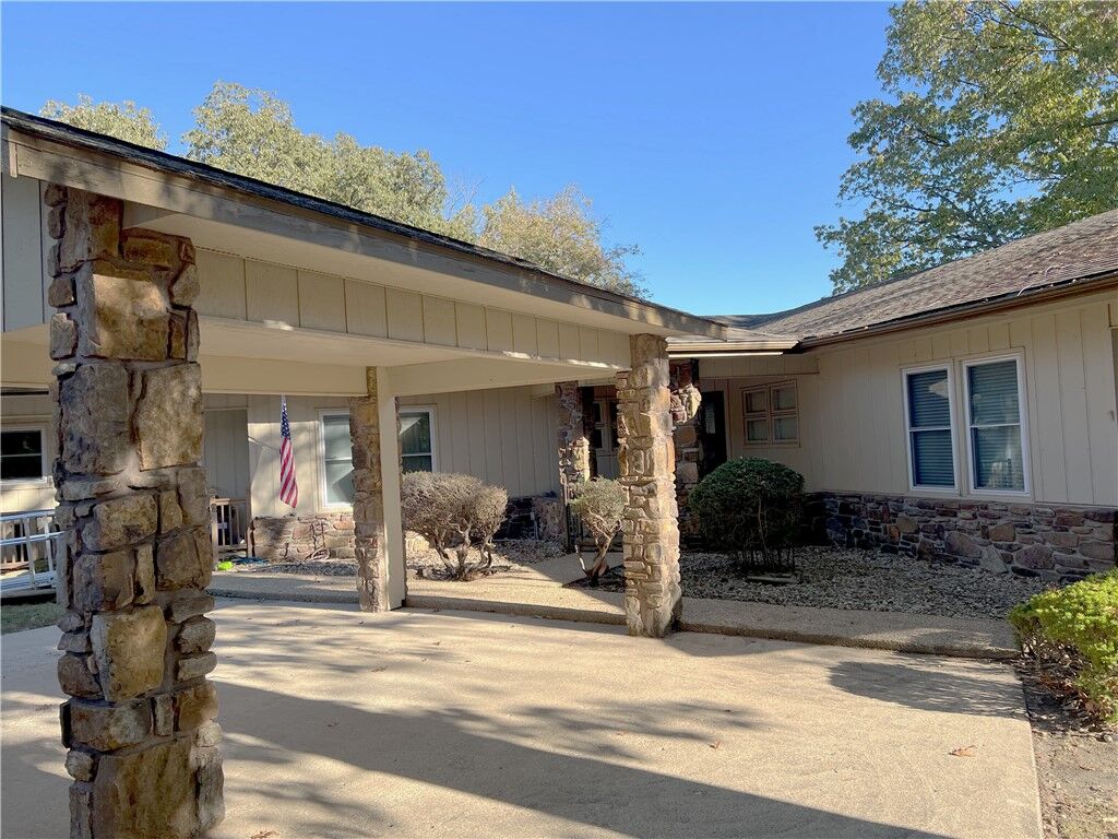 Property Photo: 4 Melissa Lane AR 72715