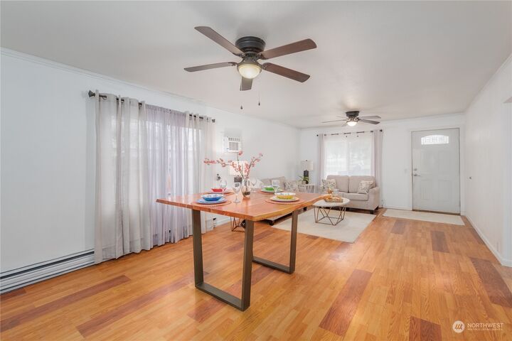 Property Photo:  1004 Millerdale Avenue  WA 98801 