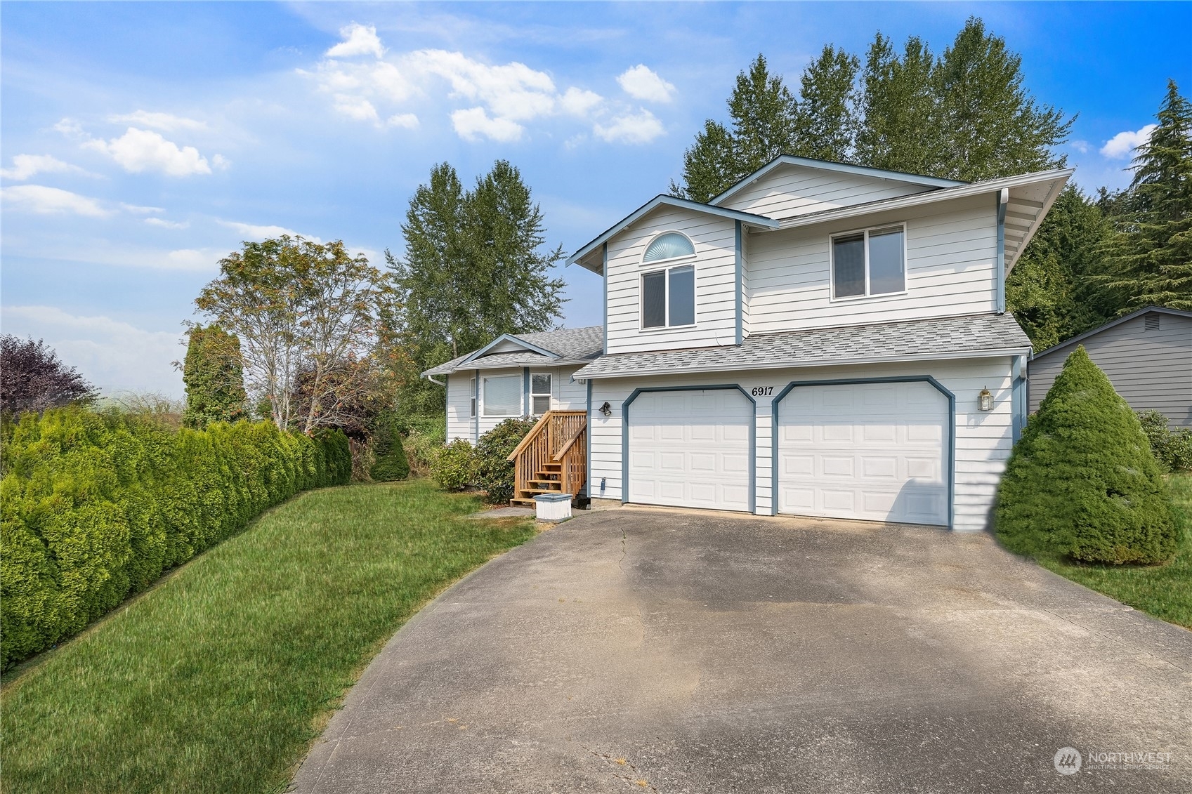 Property Photo: 6917 54th Place NE WA 98270