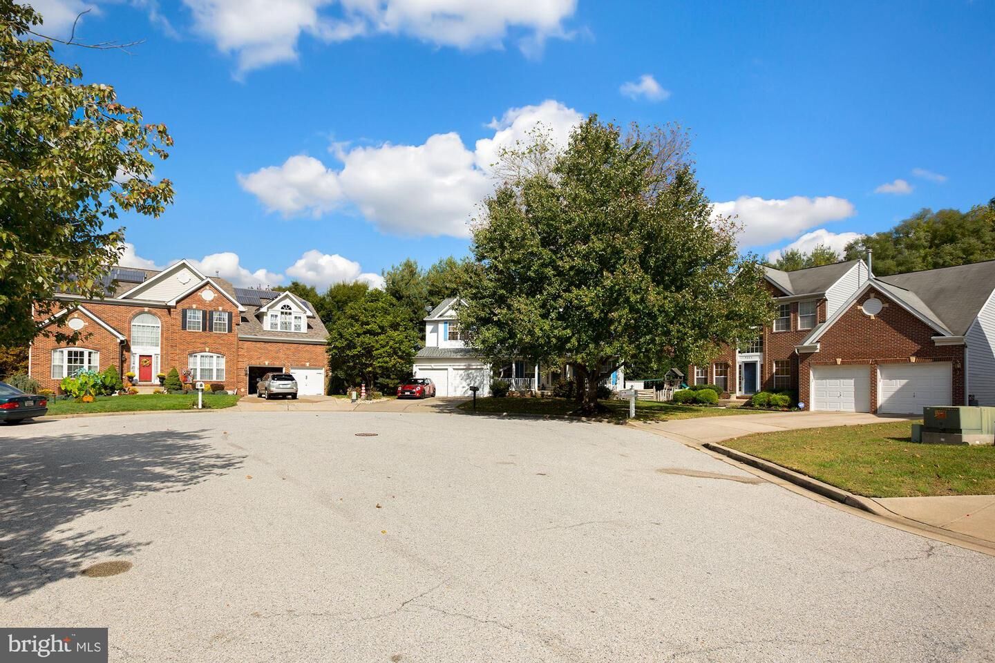 Property Photo:  9804 Doubletree Lane  MD 20774 